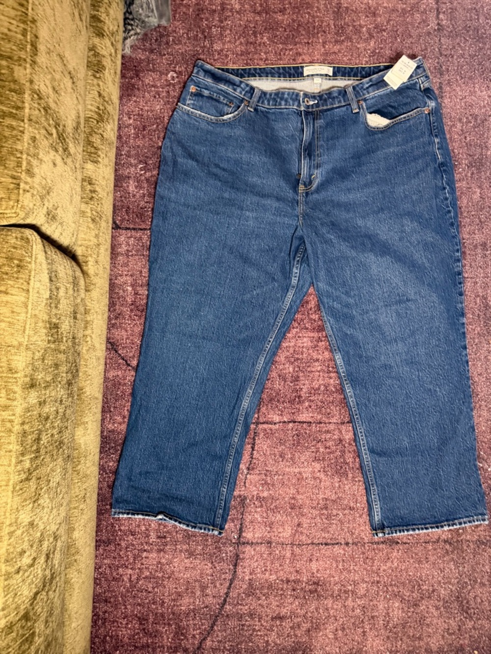 Abercrombie Curve Love High-Rise Vintage Straight Jeans Short
